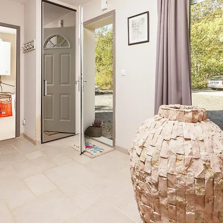 Villa In With Pool & Nearby Cazals (Lot)