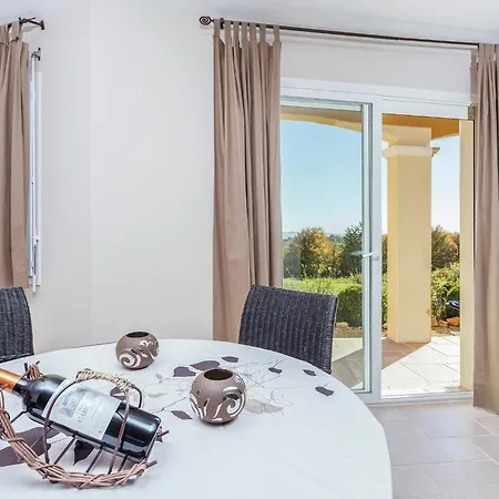 In With Pool & Nearby Cazals (Lot)