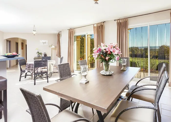 In With Pool & Nearby * Cazals (Lot)