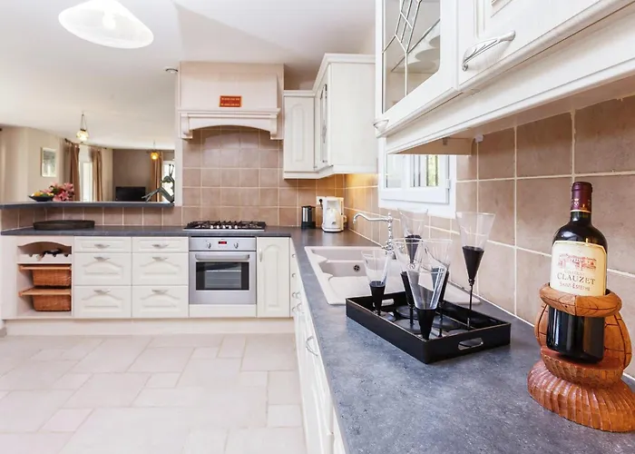 In With Pool & Nearby * Cazals (Lot)