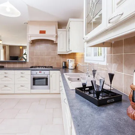 In With Pool & Nearby * Cazals (Lot)