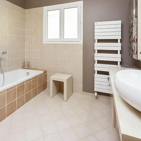 Villa Luxury In Cazals With Swimming Pool